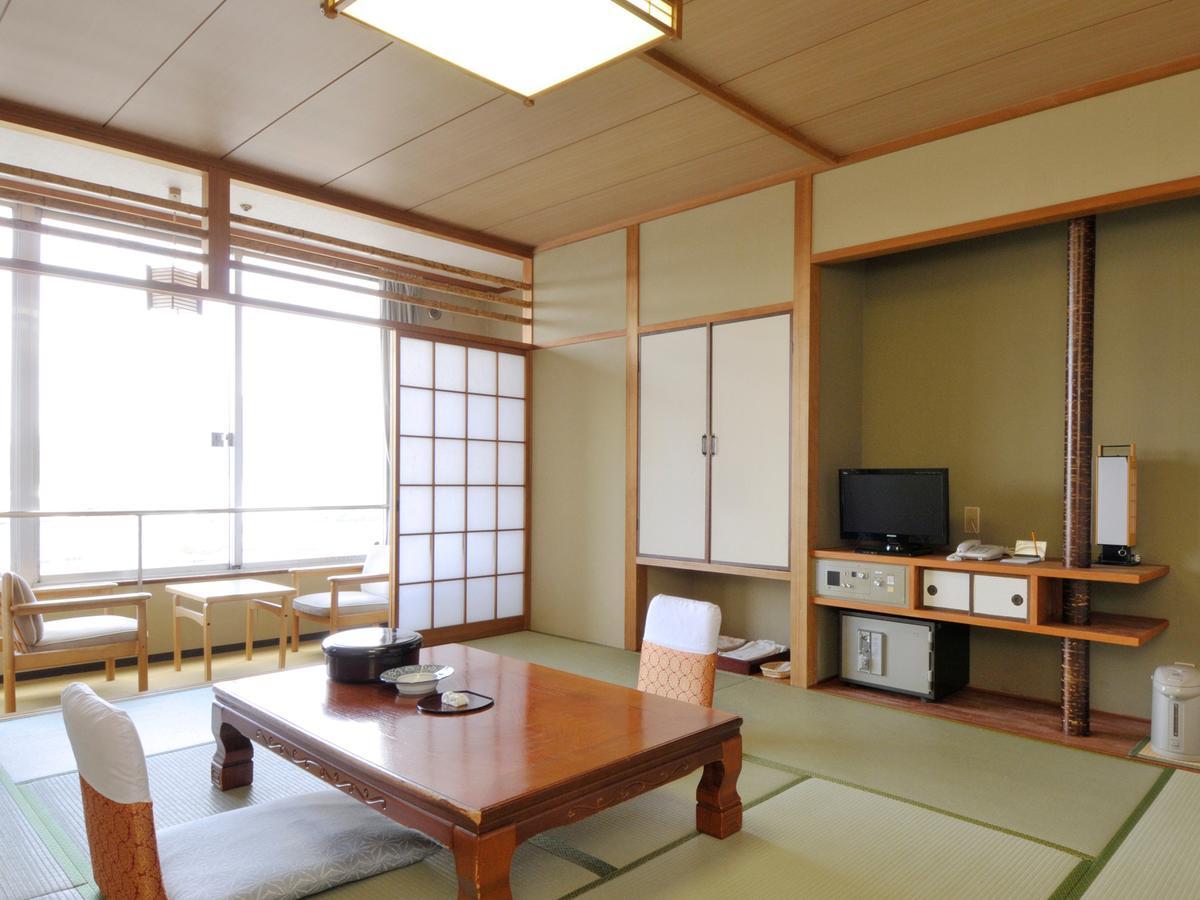 Hagi Grand Hotel Tenku Quarto foto